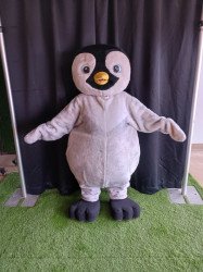 Happy20Penguin202 1676611294 Penguin