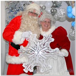 Santa with the Mrs.